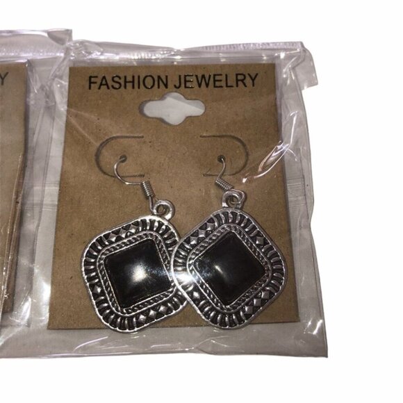 Fashion Jewelry Lot Of 2 Earrings Turquoise & Black Dangle Design Sliver Tone - Picture 2 of 4